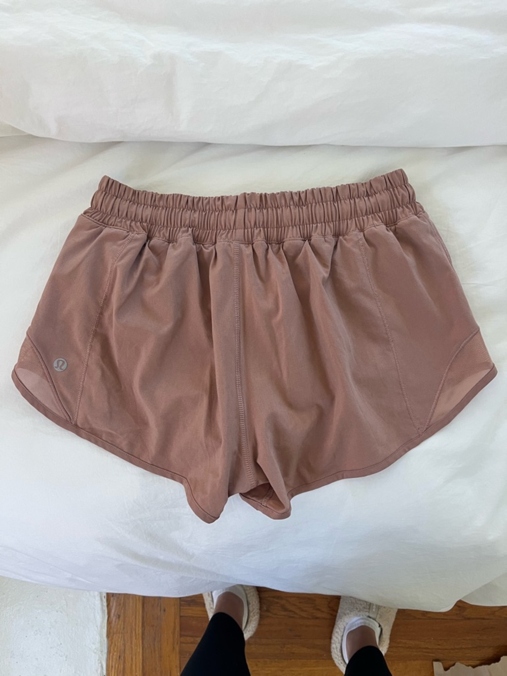 lululemon athletica hotty hot shorts